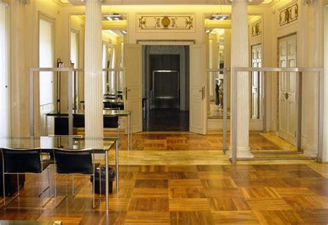 versace milano via gesu|Versace palazzo Milan design.